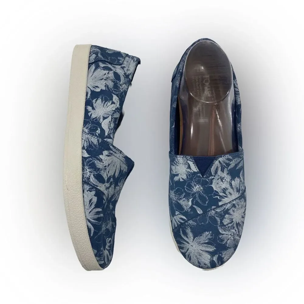 TOMS Avalon Slip On Sneakers Womens 9 Blue Suede Floral Print Casual Comfort